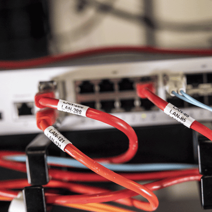 Brother Brother PT-E310 SERIJOS  Pro ženklinimo aparatas su  nešiojimo dėklu
